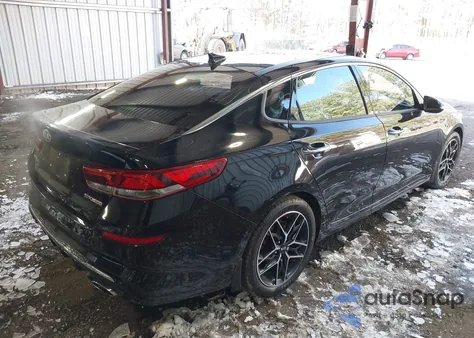 2019 Kia Optima Sx Turbo z USA, uszkodzony, nr VIN 5XXGW4L26KG315548